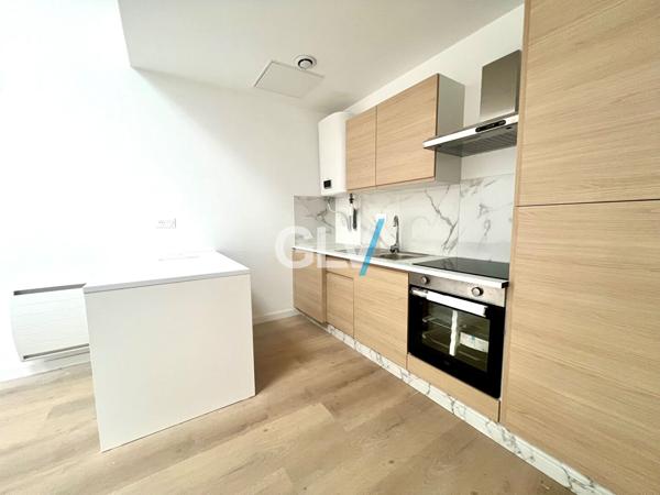 Immeuble pour Investisseur, NEUF, avec 466.77m2 + Jardin + Stationnements , Valenciennes