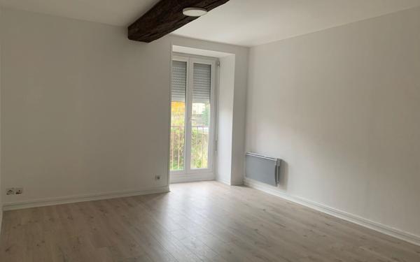 Appartement à louer    3 pièces •  Arpajon