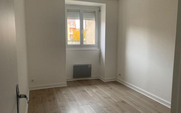 Appartement à louer    3 pièces •  Arpajon