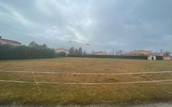 Terrain à vendre    Laragne-Montéglin