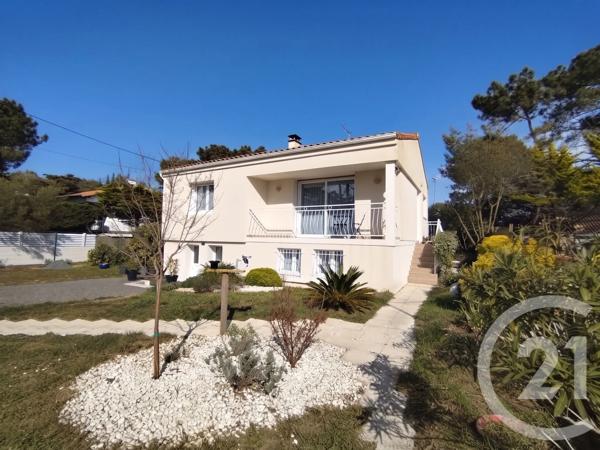 Maison à vendre  4 pièces - 125 m 2   LA TRANCHE SUR MER  - 85