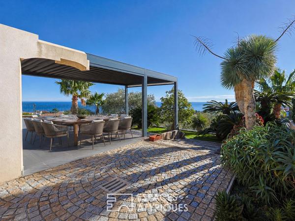 Villa contemporaine vue mer panoramique