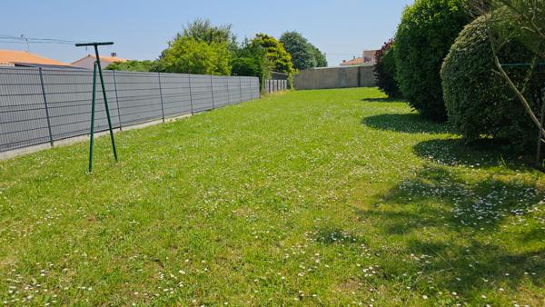 MAISON PROCHE MER ET COMMERCES PORT DES BARQUES