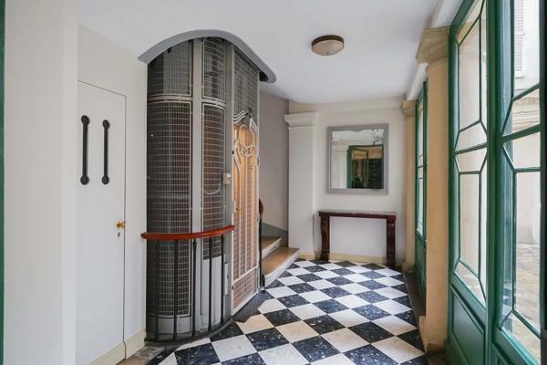 Appartement Paris 1 er - SAINT-HONORÉ / PLACE VENDÔME