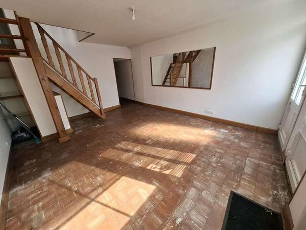 Maison de village proche L'Aigle 7 pièce(s) 107 m2