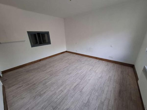 Maison de village proche L'Aigle 7 pièce(s) 107 m2