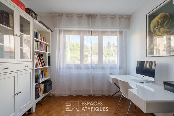 Maison seventies rénovée avec vue dégagée