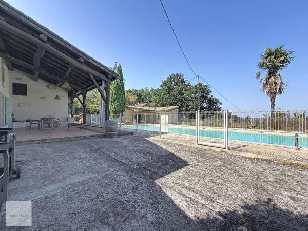 Vente / Maison avec dépendance à Auvillar (82340)