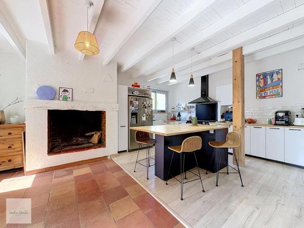 Vente / Maison avec dépendance à Auvillar (82340)