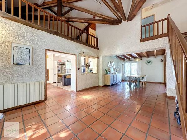 Vente / Maison avec dépendance à Auvillar (82340)