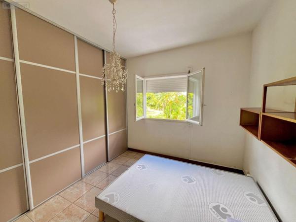 Maison individuelle à vendre à Saint-Paul à la Réunion (97460), ref : 97424/251   
BELLEMENE