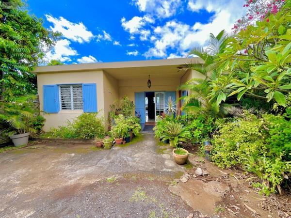 Maison individuelle à vendre à Saint-Paul à la Réunion (97460), ref : 97424/251   
BELLEMENE