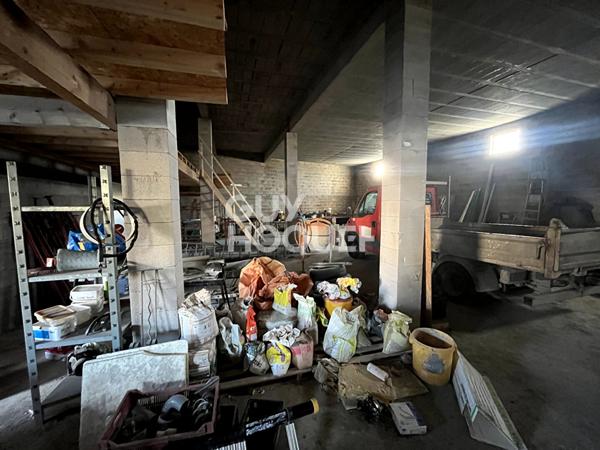 Ideal Professionnel Appart + Hangar