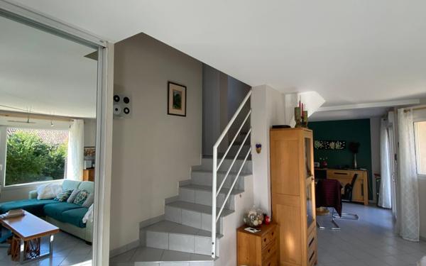 Maison à vendre    6 pièces •  Péronnas