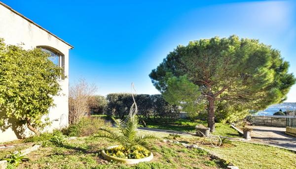 Bouzigues – Vue exceptionnelle sur le Mont Saint-Clair
