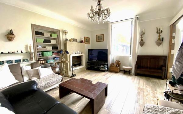 Maison à vendre    4 pièces • 185 m2 Bizanos