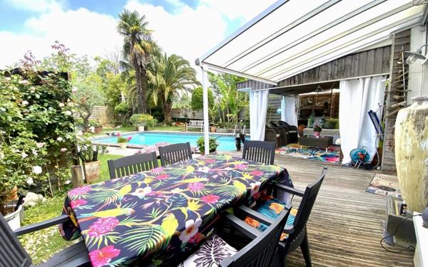 Maison à vendre    4 pièces • 185 m2 Bizanos