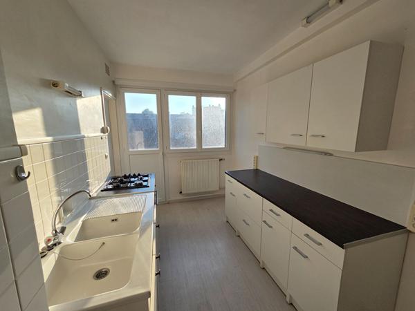 Charmant appartement T4 avec garage , Le Mans, secteur Jardin des Plantes