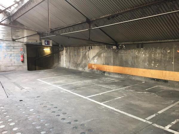 Parking / Box à louer à Lyon (69007)