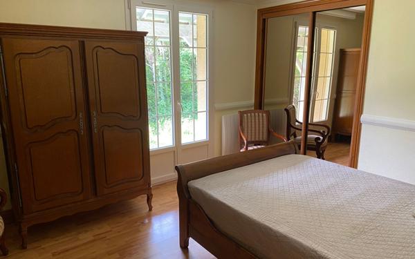 Maison à vendre    5 pièces • 150 m2 Le Palais-sur-Vienne