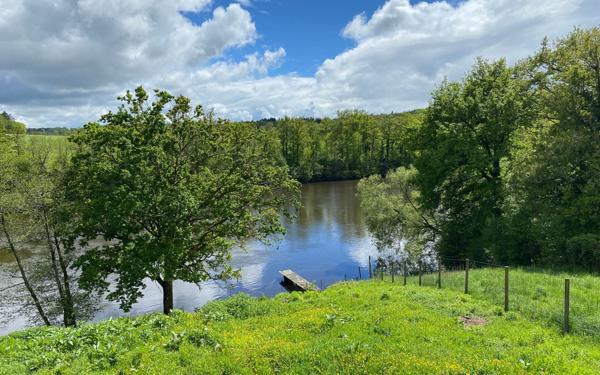 Maison à vendre    5 pièces • 150 m2 Le Palais-sur-Vienne