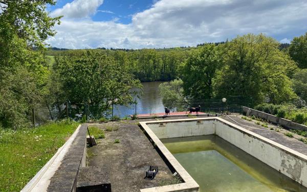 Maison à vendre    5 pièces • 150 m2 Le Palais-sur-Vienne