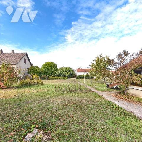 Maison à vendre à Saint-Julien-les-Villas (10800) en Aube (10)  - Maison des années 30, de type...