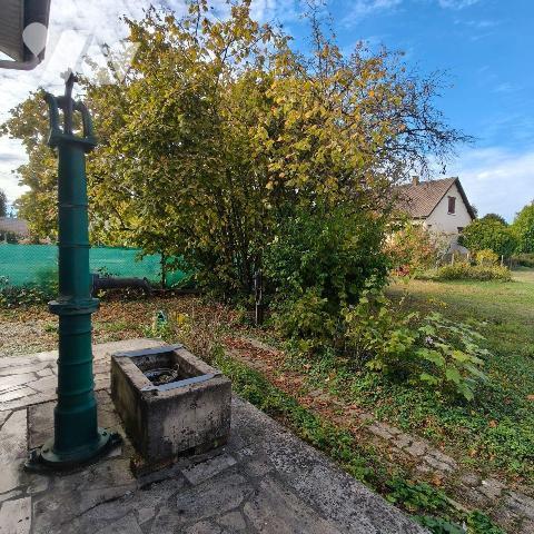 Maison à vendre à Saint-Julien-les-Villas (10800) en Aube (10)  - Maison des années 30, de type...