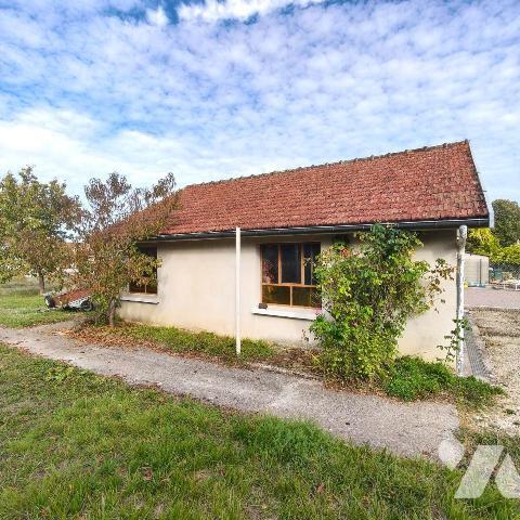 Maison à vendre à Saint-Julien-les-Villas (10800) en Aube (10)  - Maison des années 30, de type...