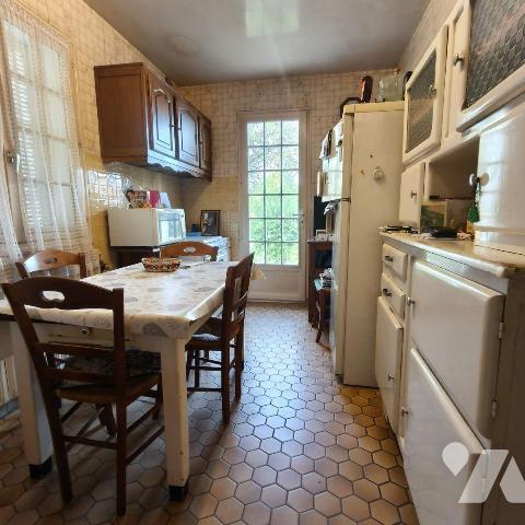 Maison à vendre à Saint-Julien-les-Villas (10800) en Aube (10)  - Maison des années 30, de type...