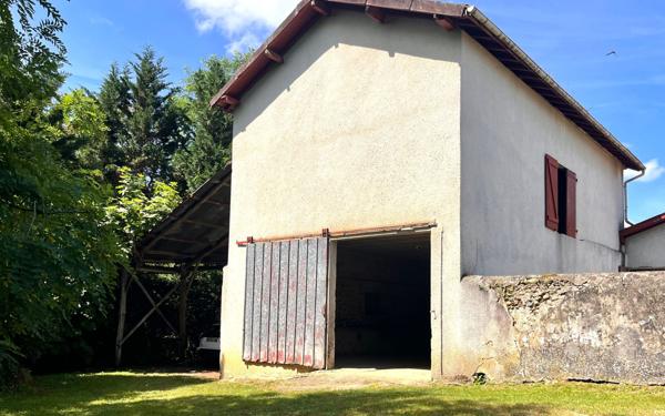 Maison à vendre    5 pièces •  Habas