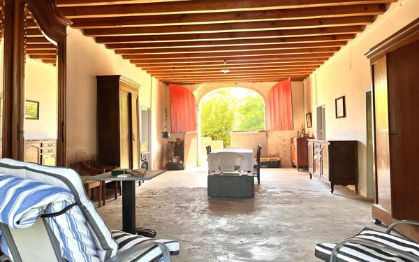 Maison à vendre    5 pièces •  Habas