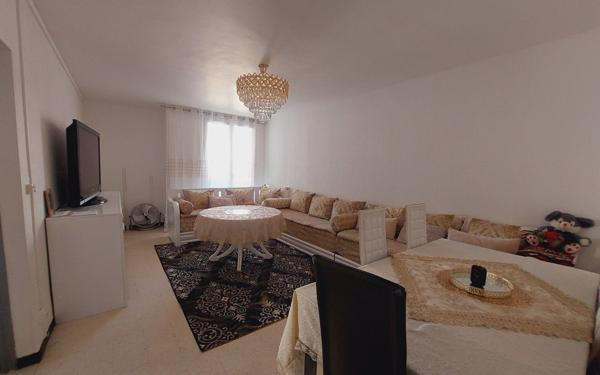 Appartement à vendre    4 pièces • 74,60 m2 Manosque