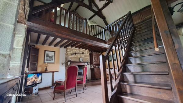 Propriété de 125 m² sur un parc de 5 hectares. Idéal passion nature & chevaux