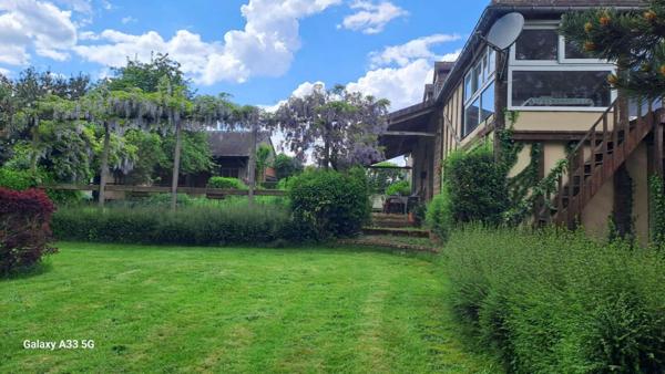 Propriété de 125 m² sur un parc de 5 hectares. Idéal passion nature & chevaux