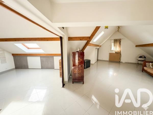 Maison à vendre 10 pièces 225 m² Villemoisson-sur-Orge