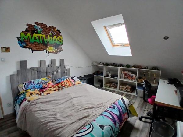 Vente                                                      Maison
                        
                     6 pièces                      122 m2                     à Cercy-la-Tour