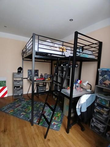 Vente                                                      Maison
                        
                     6 pièces                      122 m2                     à Cercy-la-Tour