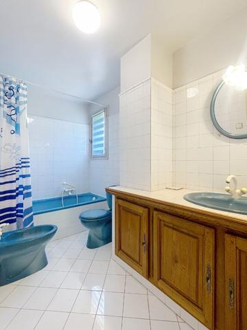 Villa 4 chambres de 150 m² sur terrain arboré de 932 m² avec grand jardin et garage