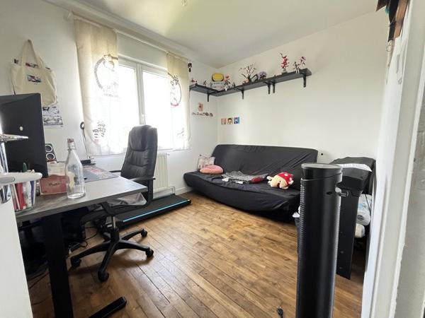 Maison à vendre 117 568 € Mehun-sur-Yèvre 5 p 79 m² DPE D