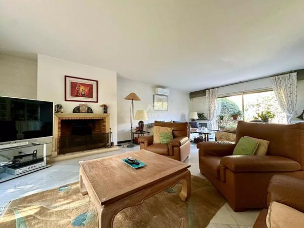 Propriété Maisons Laffitte - 8 pièce(s) €1 700 000 ** - Référence 4544