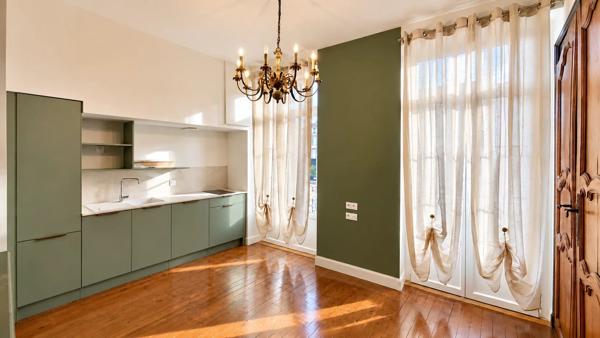 Location                                                      Appartement
                        
                     1 pièces                      25 m2                     à Villeneuve-sur-Lot