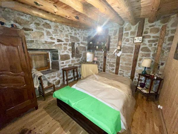 Maison à vendre à Saint-Just dans le Cantal (15320), ref : 48032-163