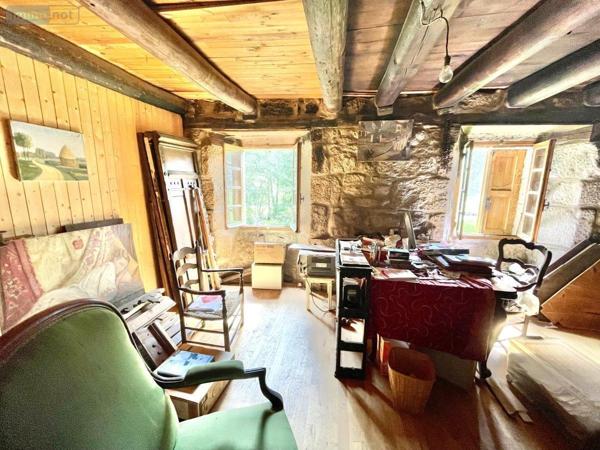 Maison à vendre à Saint-Just dans le Cantal (15320), ref : 48032-163