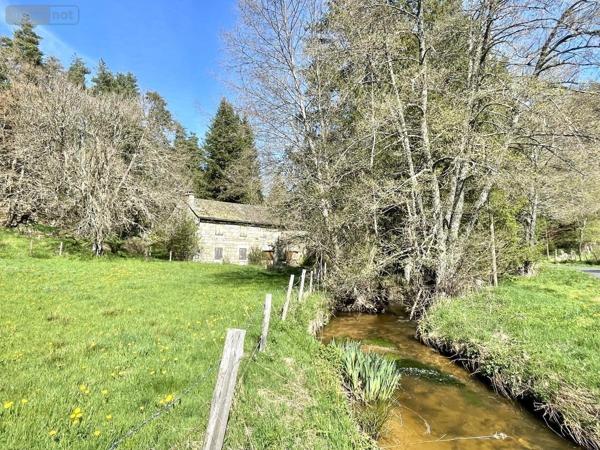 Maison à vendre à Saint-Just dans le Cantal (15320), ref : 48032-163