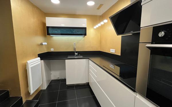 Maison à vendre    3 pièces •  Fontaine-de-Vaucluse