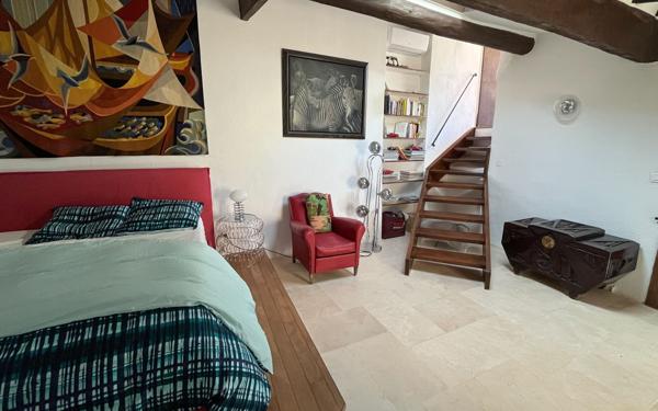 Maison à vendre    3 pièces •  Fontaine-de-Vaucluse