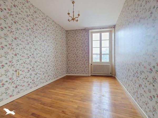 Maison à vendre 42 000 € Lignières 4 p 126 m² DPE E