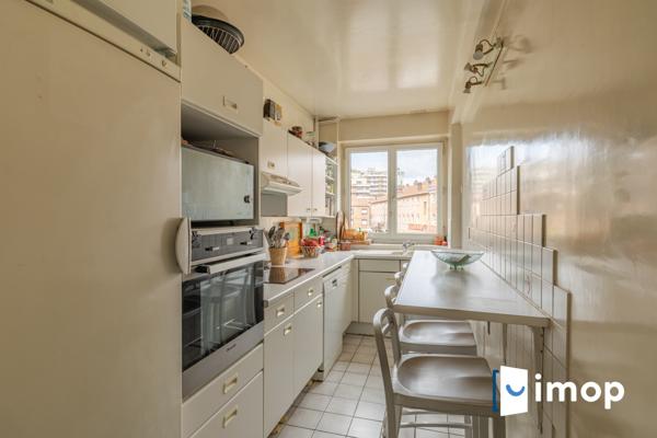 Beau 5 pièces - metro Convention  - DPE C