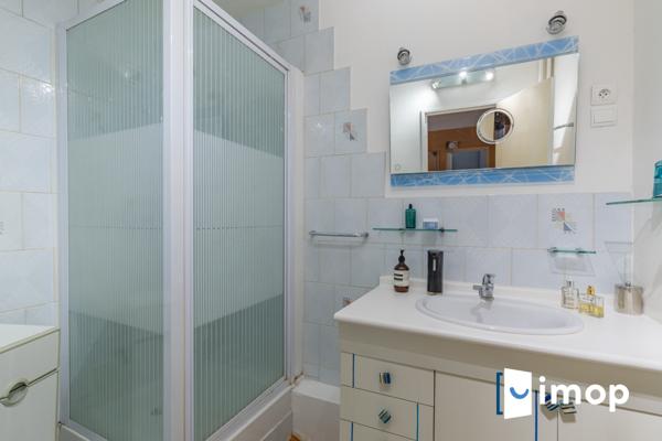 Beau 5 pièces - metro Convention  - DPE C